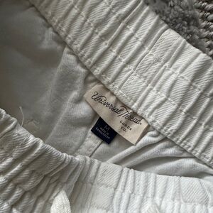 Universal Thread White Textured Drawstring Shorts with Elastic Waist